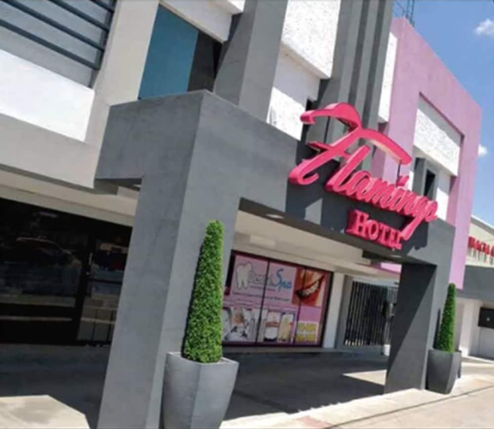 Hotel Flamingo Ciudad Juarez Bagian luar foto