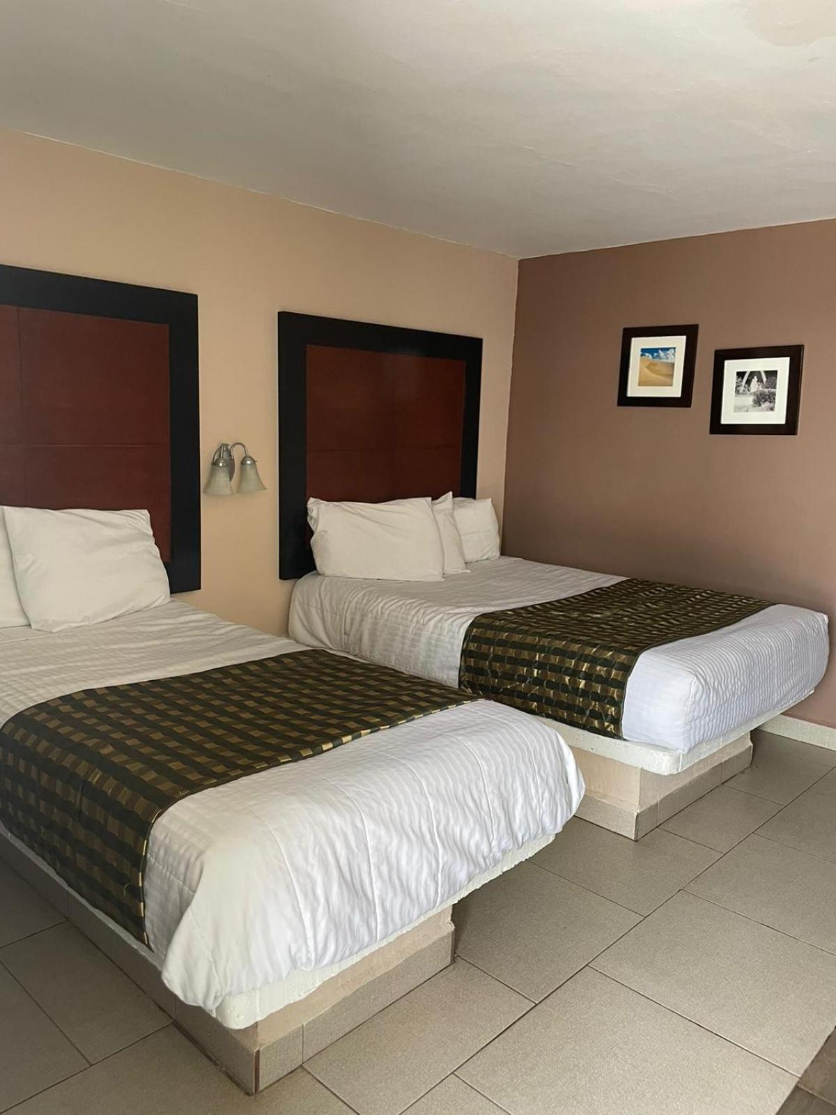 Hotel Flamingo Ciudad Juarez Bagian luar foto